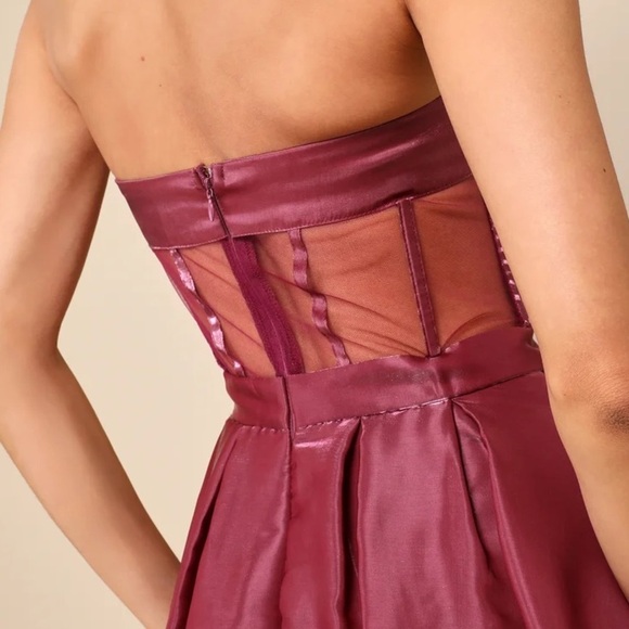 Radiant Direction Mauve Purple Strapless Midi Dress With Pockets - Picture 5 of 11